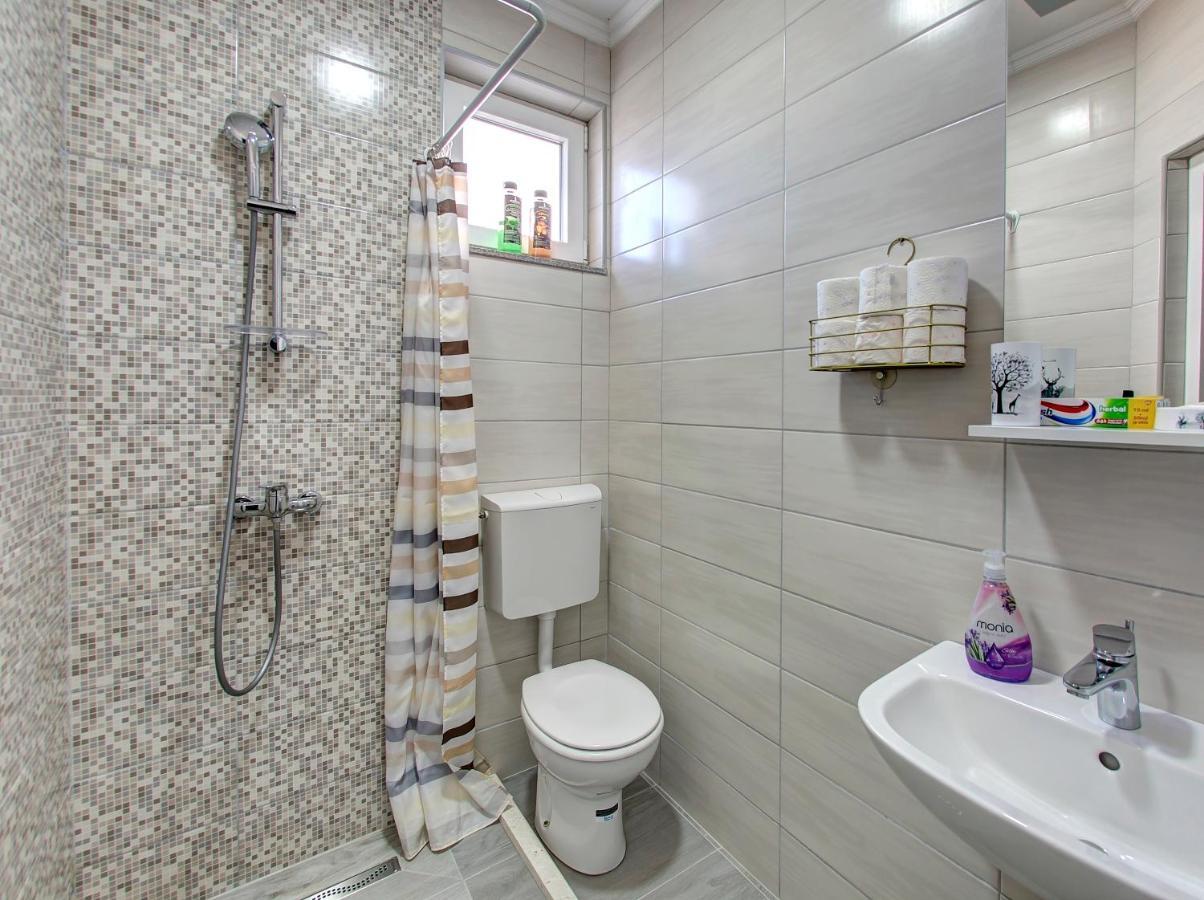 Guesthouse Check In Stolac Quarto foto