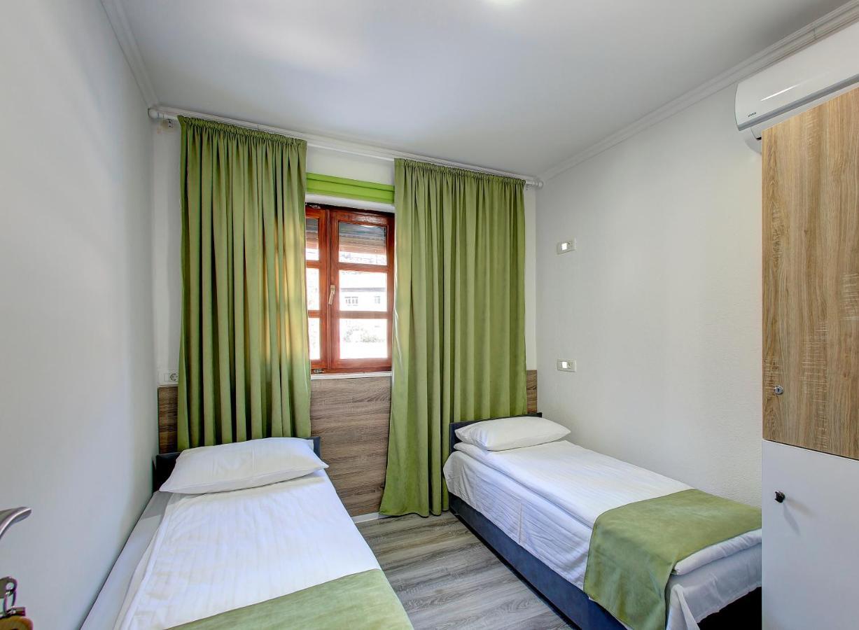 Guesthouse Check In Stolac Quarto foto